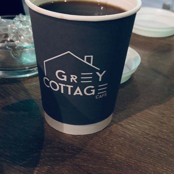 Foto tirada no(a) GREY COTTAGE CAFE por Saleh -. em 10/16/2020