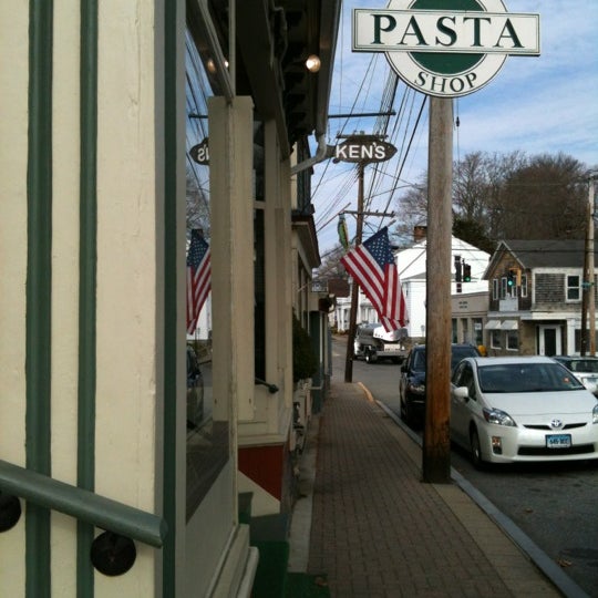 Paul's Pasta Shop Italian Restaurant in Groton