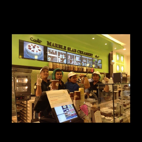 4/24/2013にJomana A.がMarble Slab Creameryで撮った写真