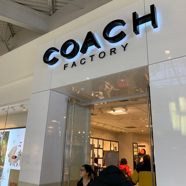 COACH Outlet Fashion Accessories Store in Auburn