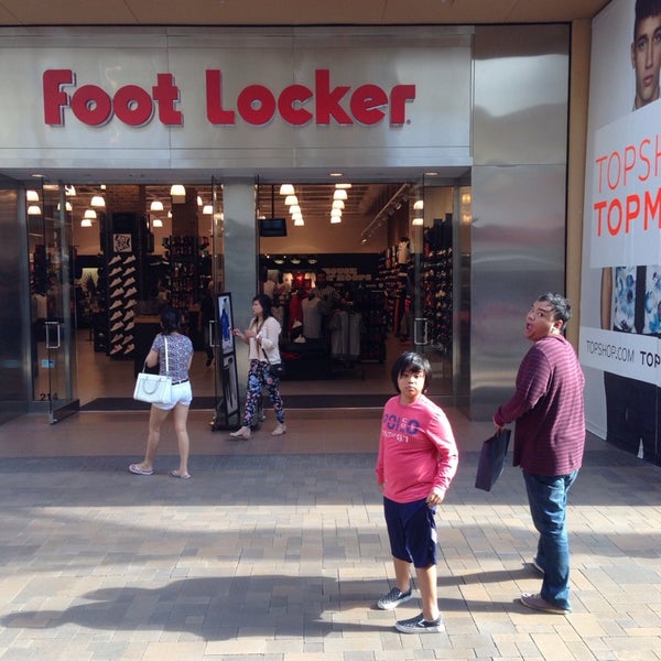 Footlocker 2024 manukau shoes