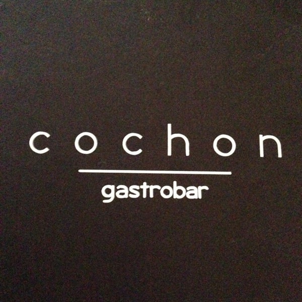 Foto tirada no(a) Cochon Gastrobar por @buenrostrom em 7/4/2013