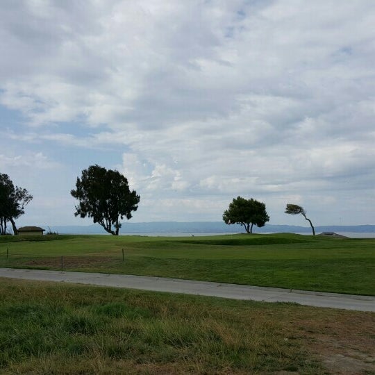 Das Foto wurde bei Monarch Bay Golf Club von Jordan K. am 7/19/2015 aufgenommen