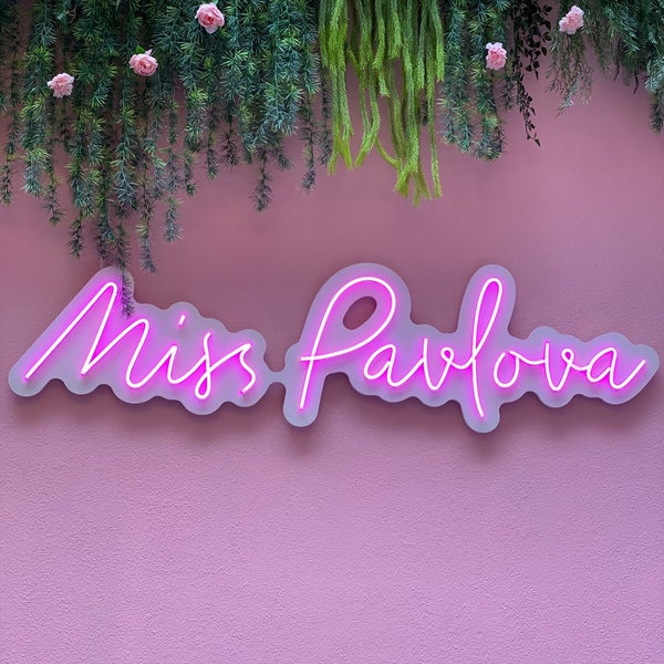 Foto scattata a Miss Pavlova Maison da Mi K. il 10/4/2020