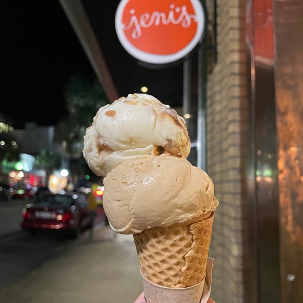 Photo taken at Jeni&#39;s Splendid Ice Creams by Jessica L. on 4/22/2021