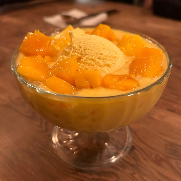 3/10/2024 tarihinde Jessica L.ziyaretçi tarafından Mango Mango Dessert'de çekilen fotoğraf