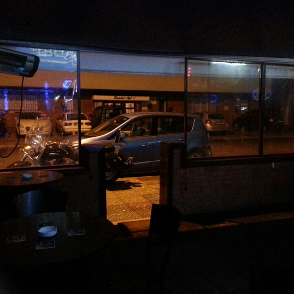 3/22/2013 tarihinde Arda Ö.ziyaretçi tarafından Kirpi Bar'de çekilen fotoğraf