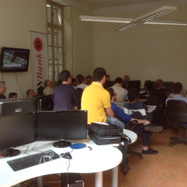 Соль salina каменная помол №1. Салина трейд соль. Упаковка соли дизайн. Фрикционные противогололедный реагент. 300г соль адыгейская абадзехская пэт.