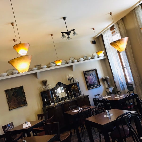 2/23/2019にPetra M.がKlauzál Caféで撮った写真