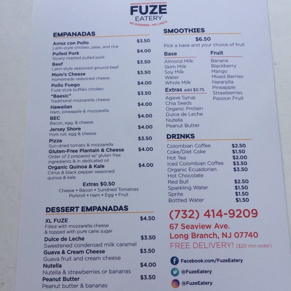 Photo taken at Fuze Eatery: Empanada House &amp; Smoothie Bar by Laura M. on 8/12/2017