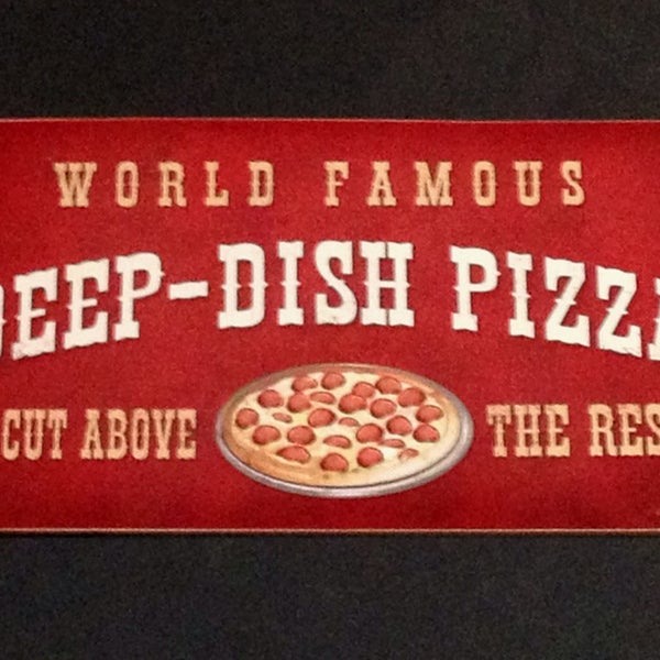 Photo taken at Stromboli Deep Dish Pizza by Juan F. on 3/31/2013