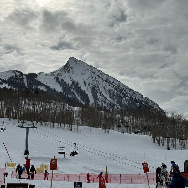 Photo taken at Crested Butte Mountain Resort by Jared R. on 3/3/2023