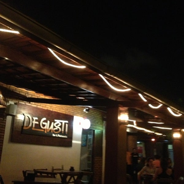 Снимок сделан в Degusti Bar &amp; Restaurante пользователем Isa C. 1/6/2013