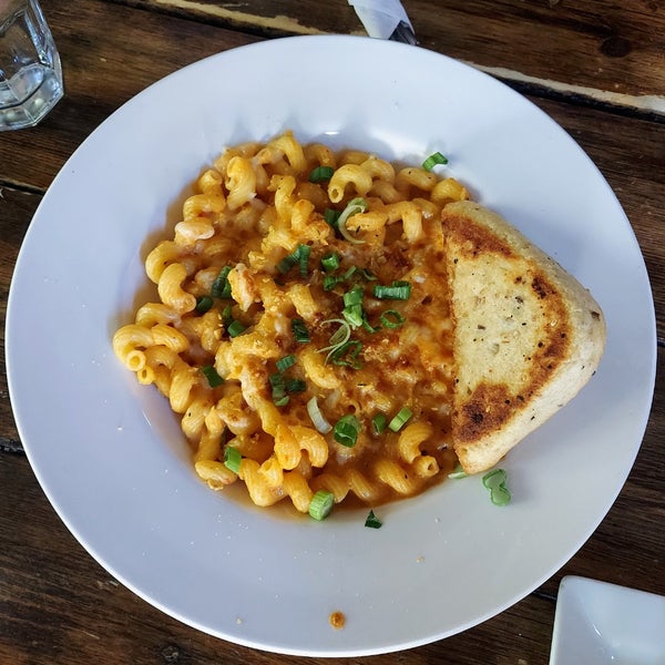 El Furniture Warehouse Whistler Whistler, BC