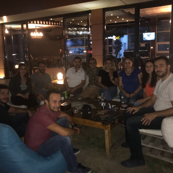 Das Foto wurde bei Karesi Cafe &amp; Restaurant von Akfsy am 8/24/2018 aufgenommen