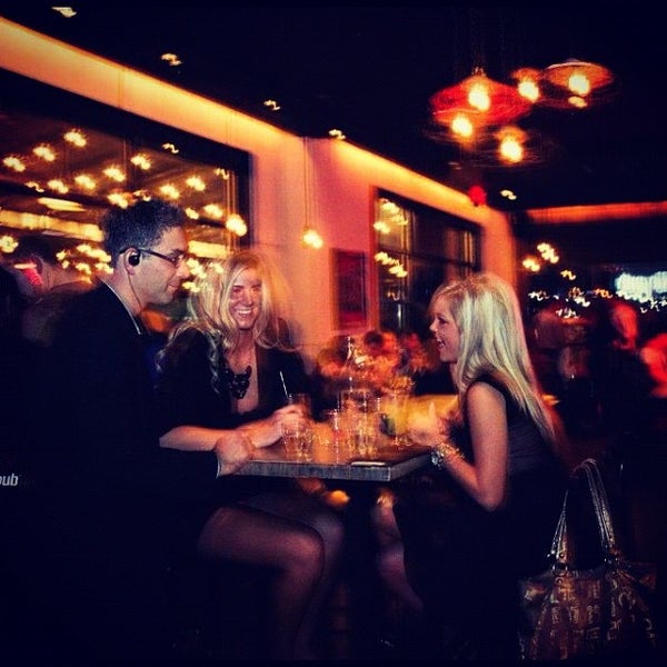 10/18/2012にDenise H.がTokio Pubで撮った写真