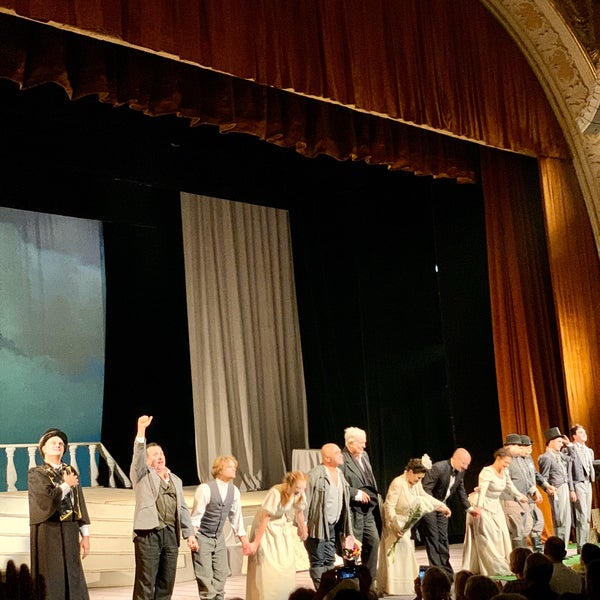 11/13/2019 tarihinde Тanya V.ziyaretçi tarafından Театр ім. Івана Франка / Ivan Franko Theater'de çekilen fotoğraf