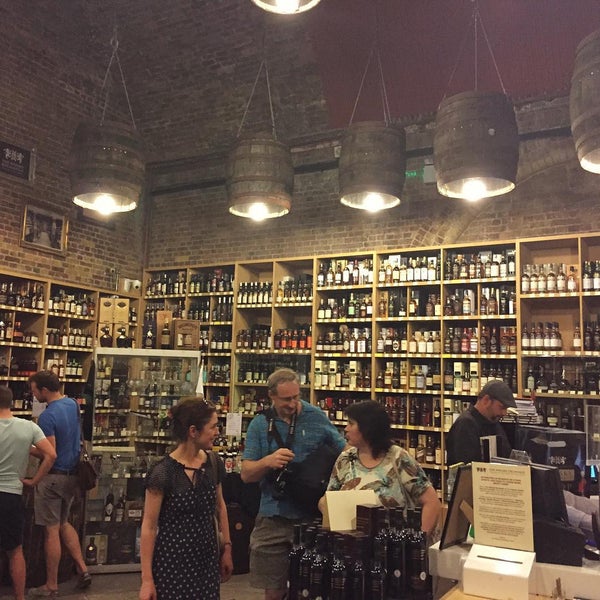 Photo taken at The Whisky Exchange by Danny L. on 7/5/2015