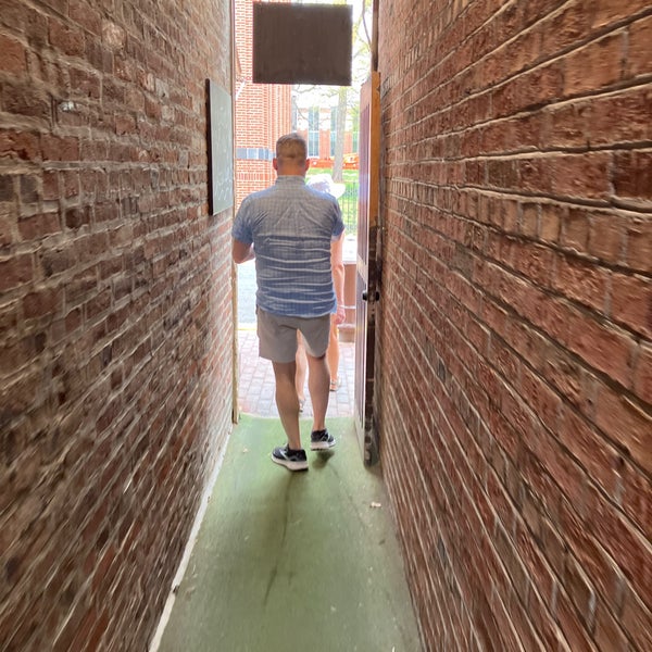 Shoe's Cup & Cork Café