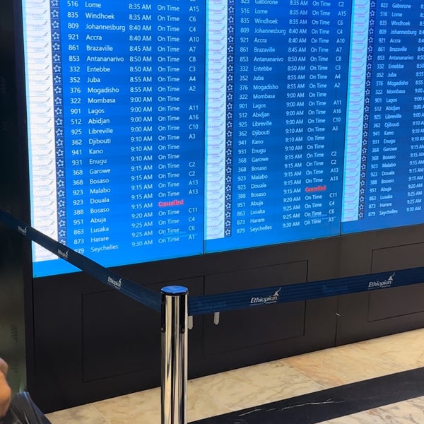 12/6/2023에 🇹🇷🤘🏽£yyo🤘🏽🇹🇷님이 볼레 국제공항 (ADD)에서 찍은 사진
