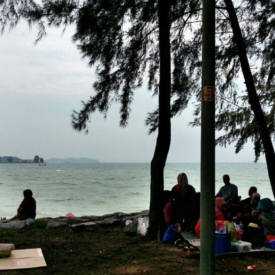 Pantai Bagan Pinang Beach
