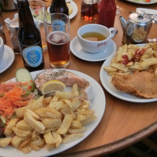 Bankers Restaurant Fish & Chips Shop in Brunswick and Adelaide