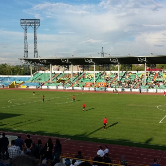 Стадион Шахтер 2013