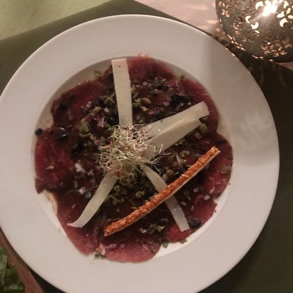 Foto diambil di Restaurante La Aldaba oleh Lucie C. pada 12/30/2019