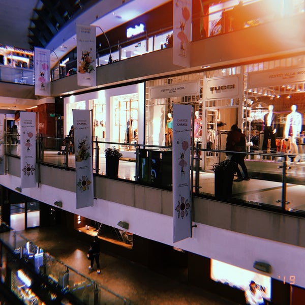 รูปภาพถ่ายที่ Alto Palermo Shopping โดย Natalia O. เมื่อ 3/20/2019