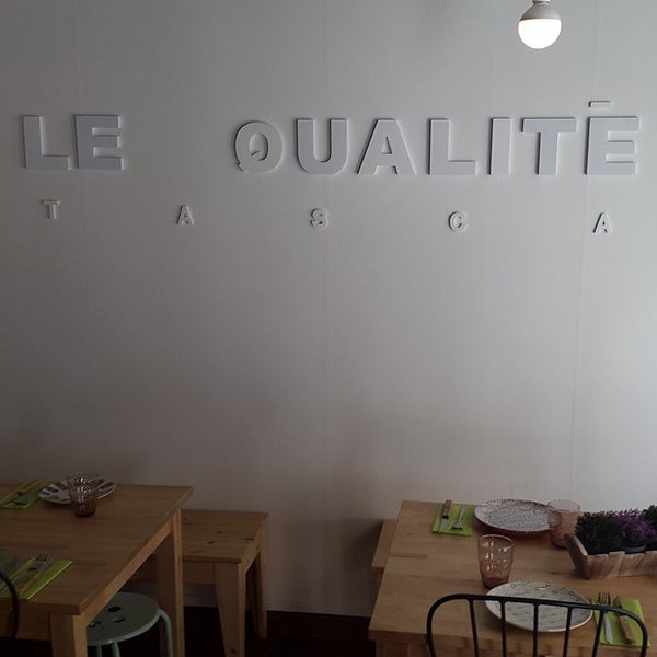 Photo taken at Le Qualitè Tasca by Javier M. on 3/5/2015