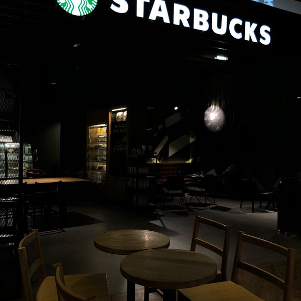 Starbucks Coffee Shop In Lieusaint