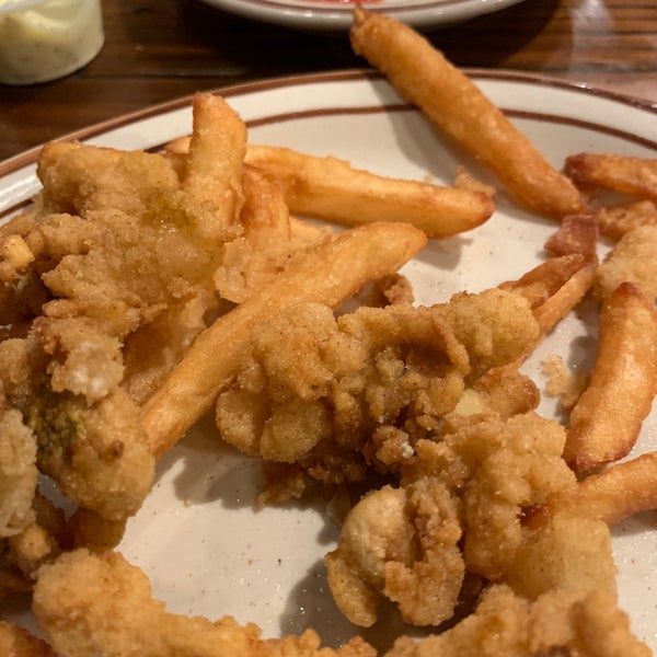 Chowder Pot Seafood Restaurant in Hartford