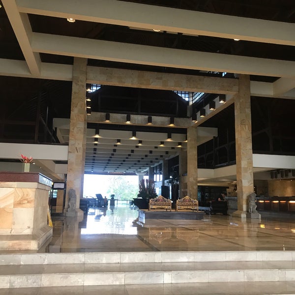 Das Foto wurde bei Discovery Kartika Plaza Hotel von 권간지프로님 am 10/24/2019 aufgenommen