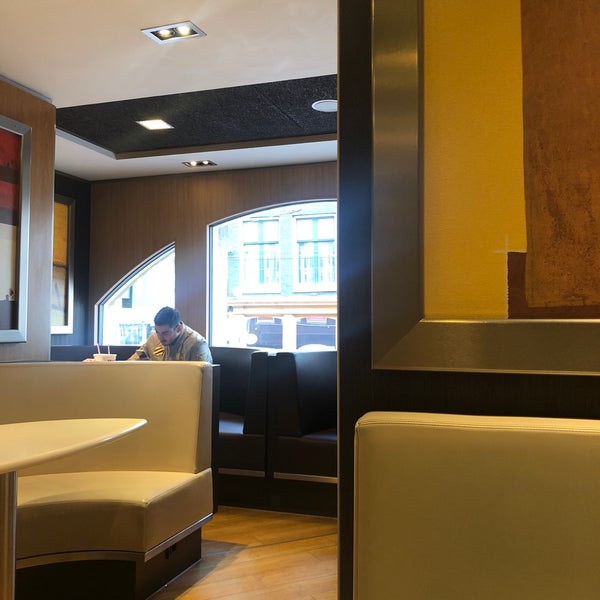 Das Foto wurde bei McDonald&#39;s von Turki S. am 9/14/2018 aufgenommen