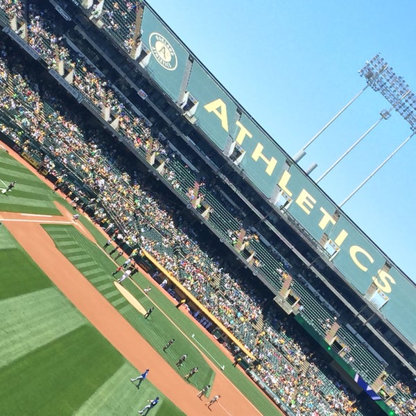 7/16/2016 tarihinde Tiffani L.ziyaretçi tarafından Oakland-Alameda County Coliseum'de çekilen fotoğraf