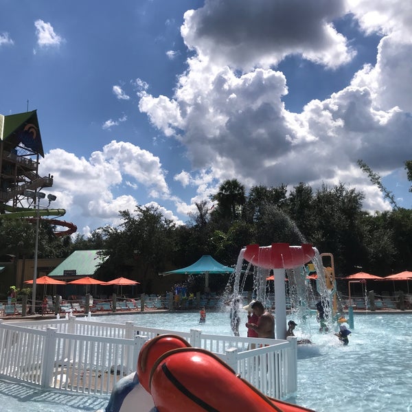 Photo taken at Aquatica Orlando by CLOSED on 9/14/2018
