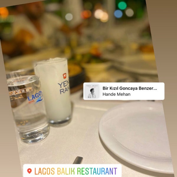 Das Foto wurde bei Lagos Balık Restaurant von Mrt Y. am 7/15/2021 aufgenommen