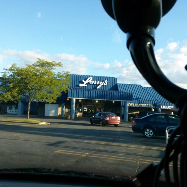 Larry's Piggly Wiggly Little Chute Grocery Store