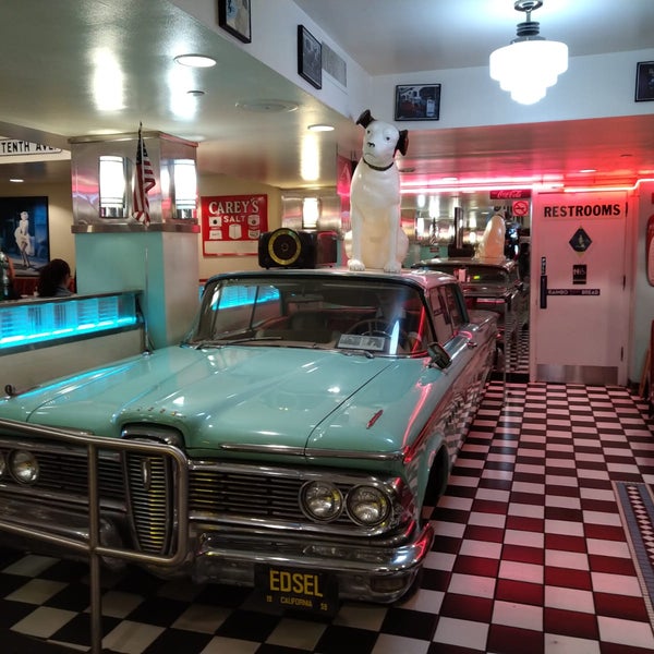 Photo taken at Lori&#39;s Diner by Sally S. on 9/7/2019