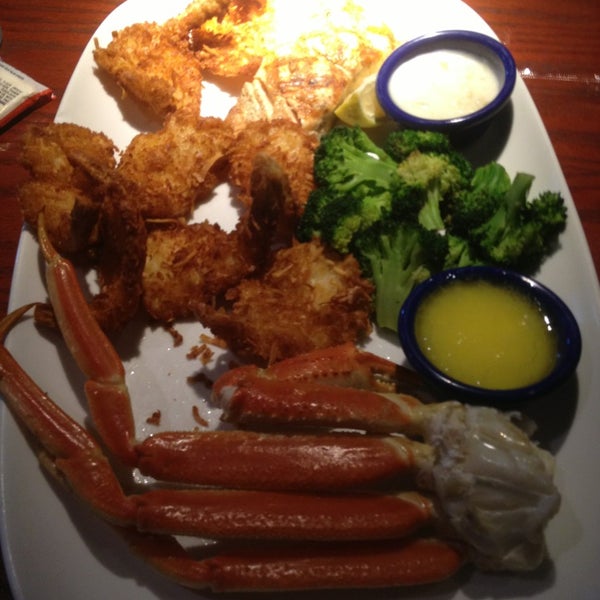 Photo taken at Red Lobster by Joseph D. on 9/5/2013
