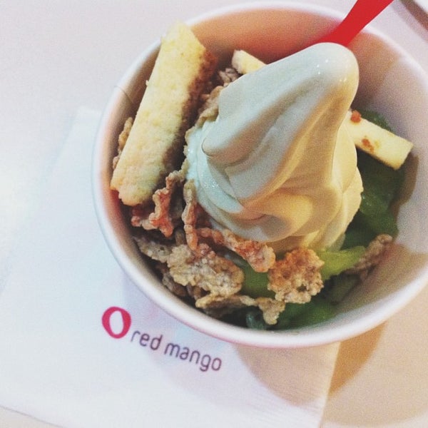 Red Mango Frozen Yogurt Shop