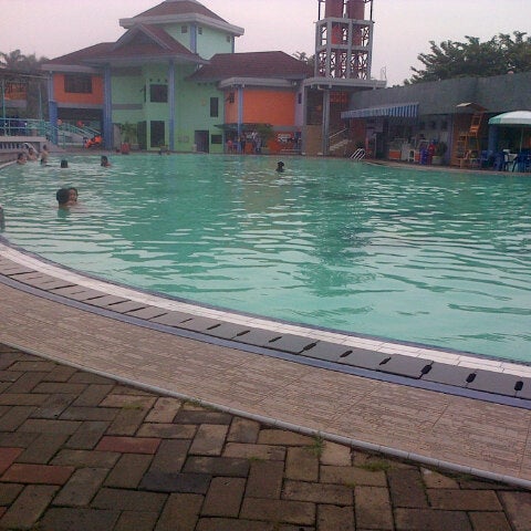 Kolam Renang Palem Piscine A Duren Sawit Kolam Renang Palem Piscine A Duren Sawit