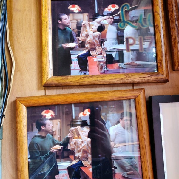 5/11/2022 tarihinde Michael O.ziyaretçi tarafından Luigi&#39;s Pizza'de çekilen fotoğraf