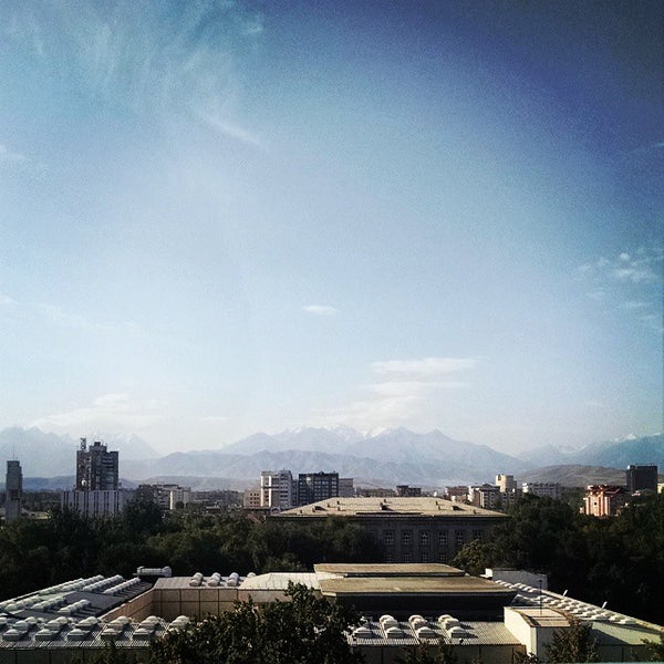 Foto tomada en Smart Hotel Bishkek  por Alexander T. el 9/3/2014