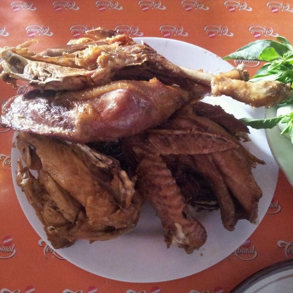 Ayam Goreng Jawa Mbah Cemplung Bantul Di Yogyakarta