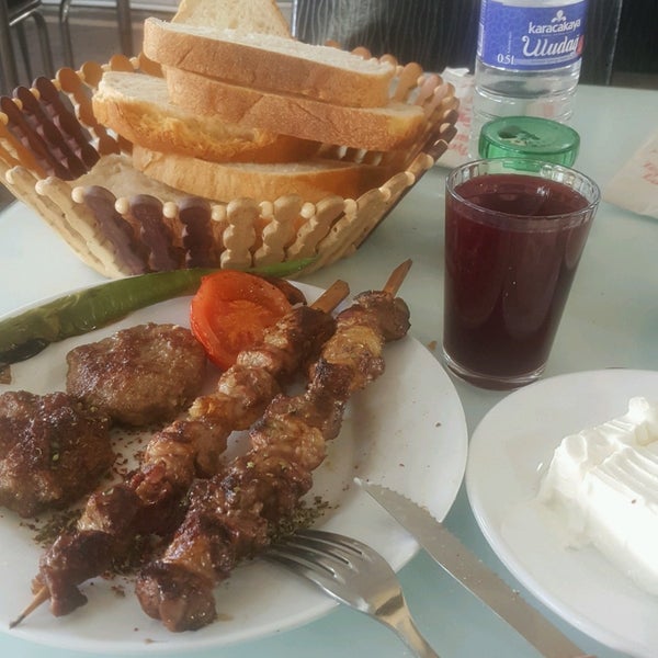 Güngörenli Tosun Et Mangal Barbekü Restoranı