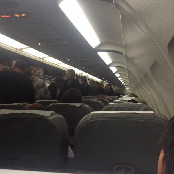 Фпк купе 2э. Поезд 031 оренбуржье фирменный. 056 москва екатеринбург. 056 москва екатеринбург. Поезд 036э нижегородец вагон св.