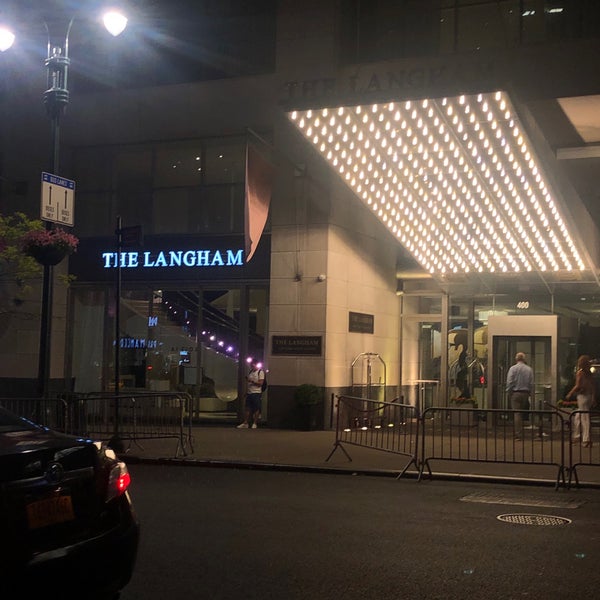 Foto tirada no(a) The Langham, New York, Fifth Avenue por M.Engin @. em 6/30/2019