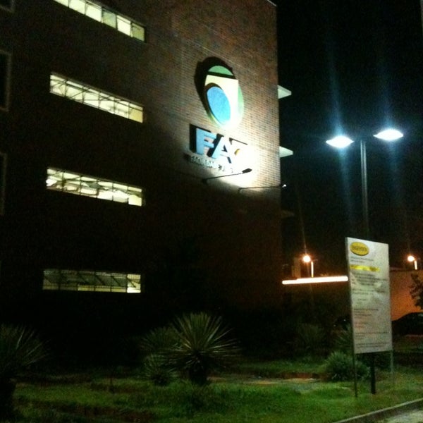 UNI7 - Centro Universitário 7 de Setembro - Universidade em Fortaleza