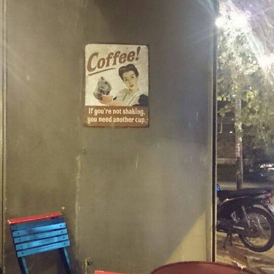 Photo taken at The Coffee Factory by Thạch P. on 10/23/2014